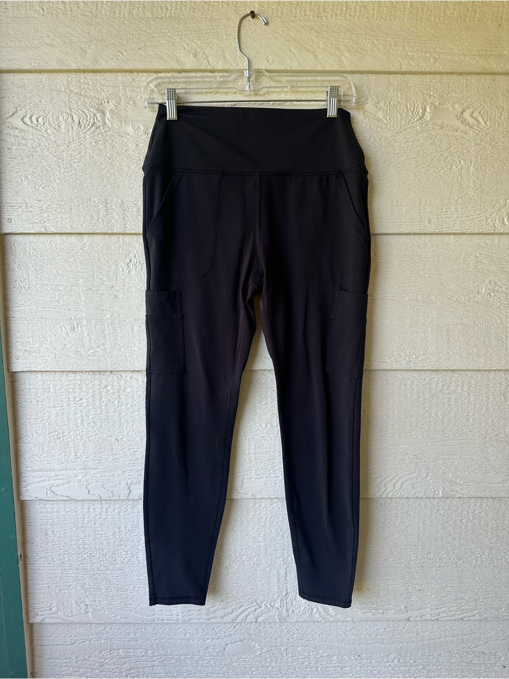 Black leggings